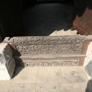 古人为什么要在门口放门槛，原来门槛的风水意义，学问很深！