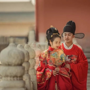 男命婚姻不顺的八字特征！