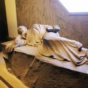 陈抟老祖、张三丰、吕祖的睡功秘诀（蛰龙法）等